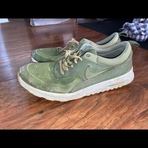 Women’s Nike air max Thea